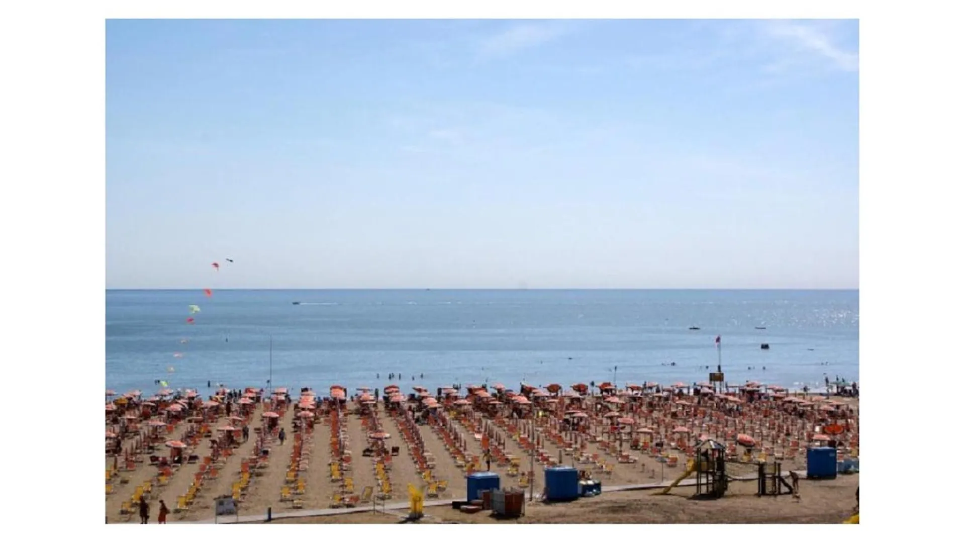 Enjoy A Family-Friendly Getaway - Beahost Apartment Bibione 0*,  Italy