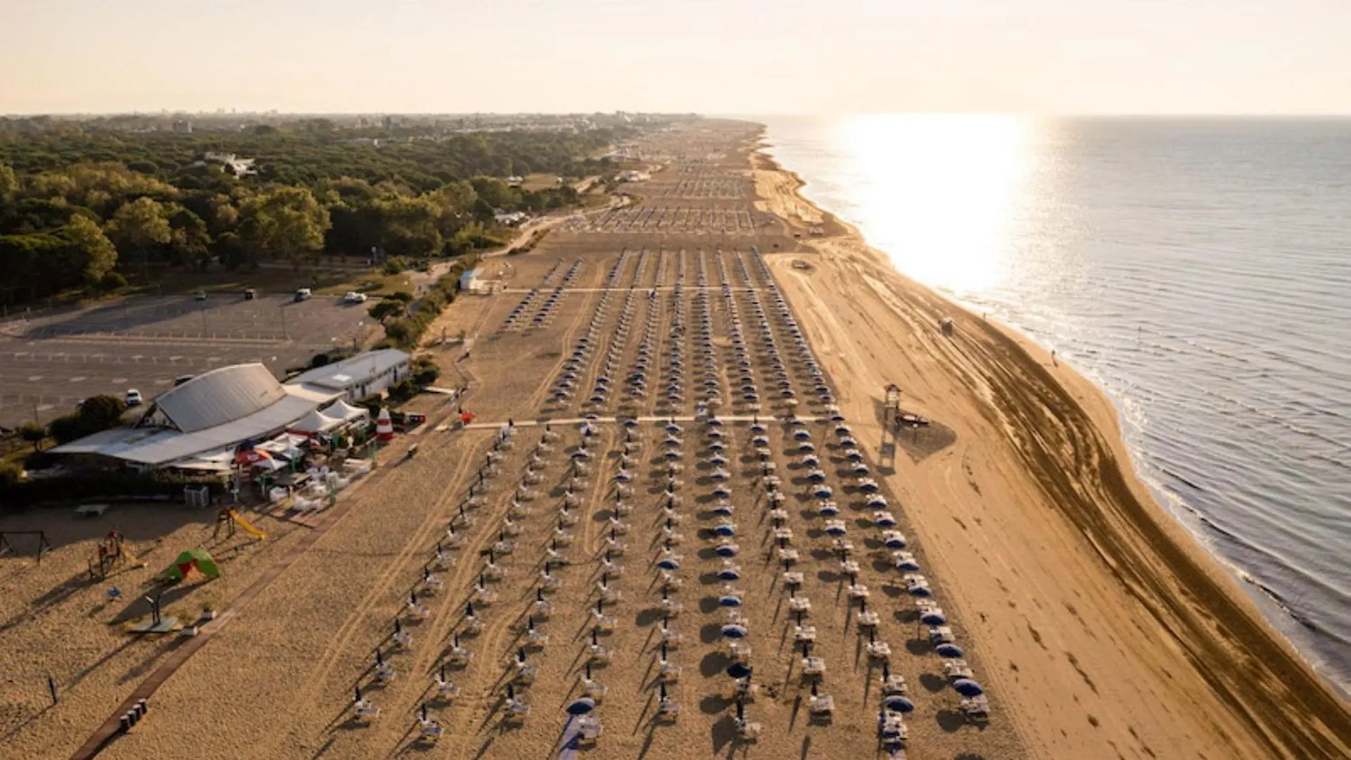 Enjoy A Family-Friendly Getaway - Beahost Apartment Bibione