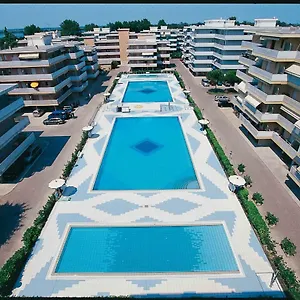 Lejlighedshotel Valbella - Geturhotels, Bibione
